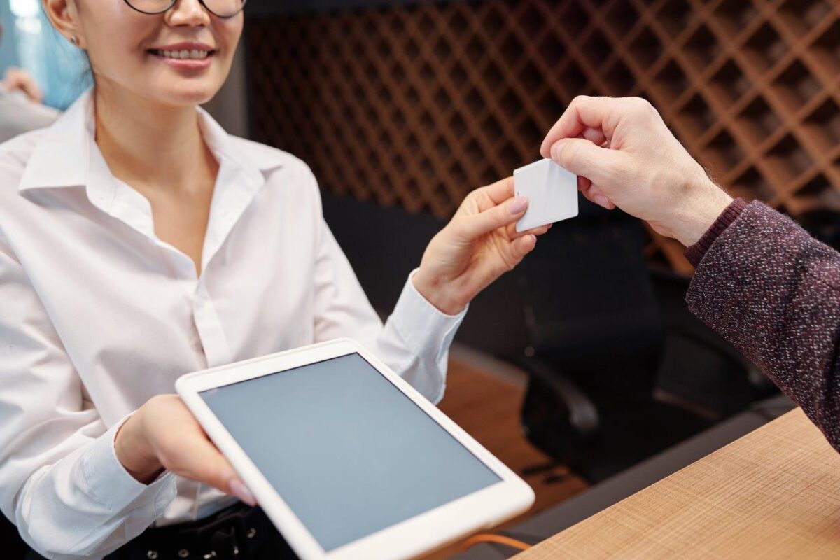 Advantages of Digitizing Your Hotel During COVID-19